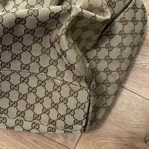 Authentic Gucci Large Sukey Bag - Picture 7 of 12